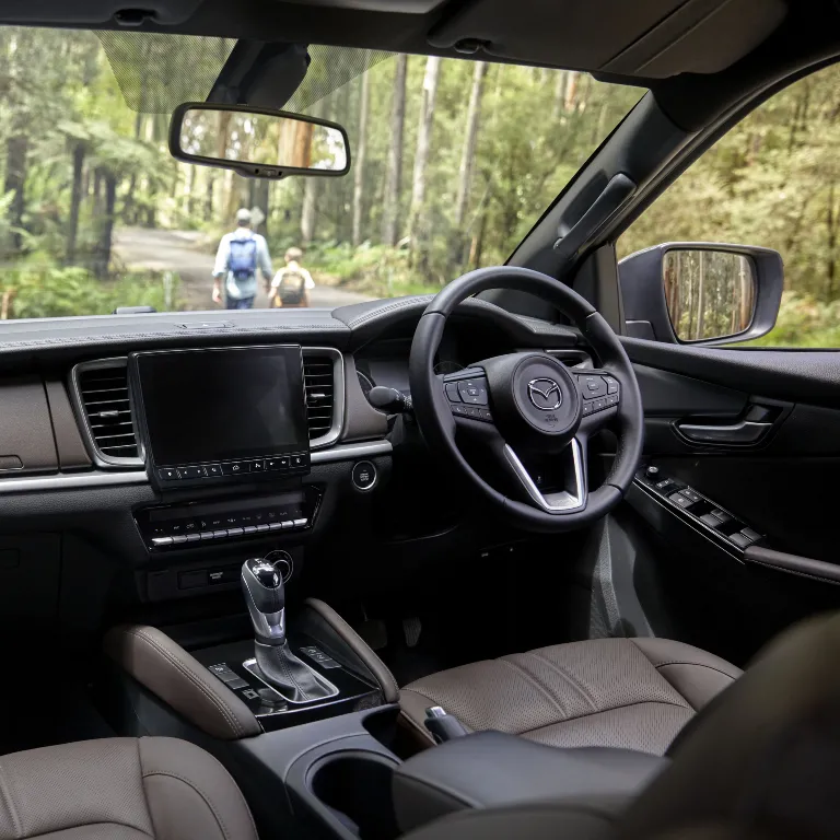 DISFRUTA UN CAMPO DE VISIÓN PERFECTO EN EL MAZDA PICK UP BT50